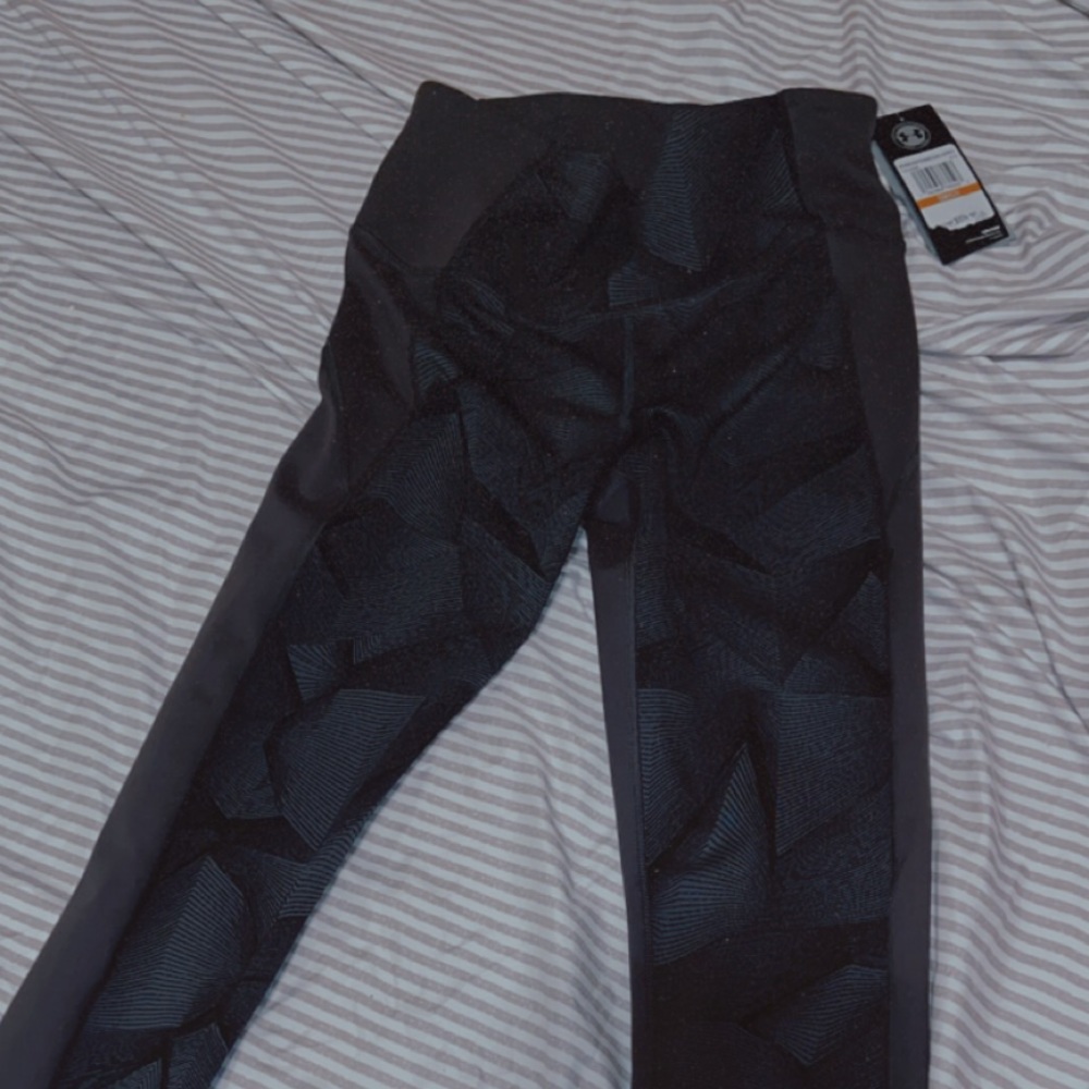 UNDER ARMOR leggings!! $25 obo